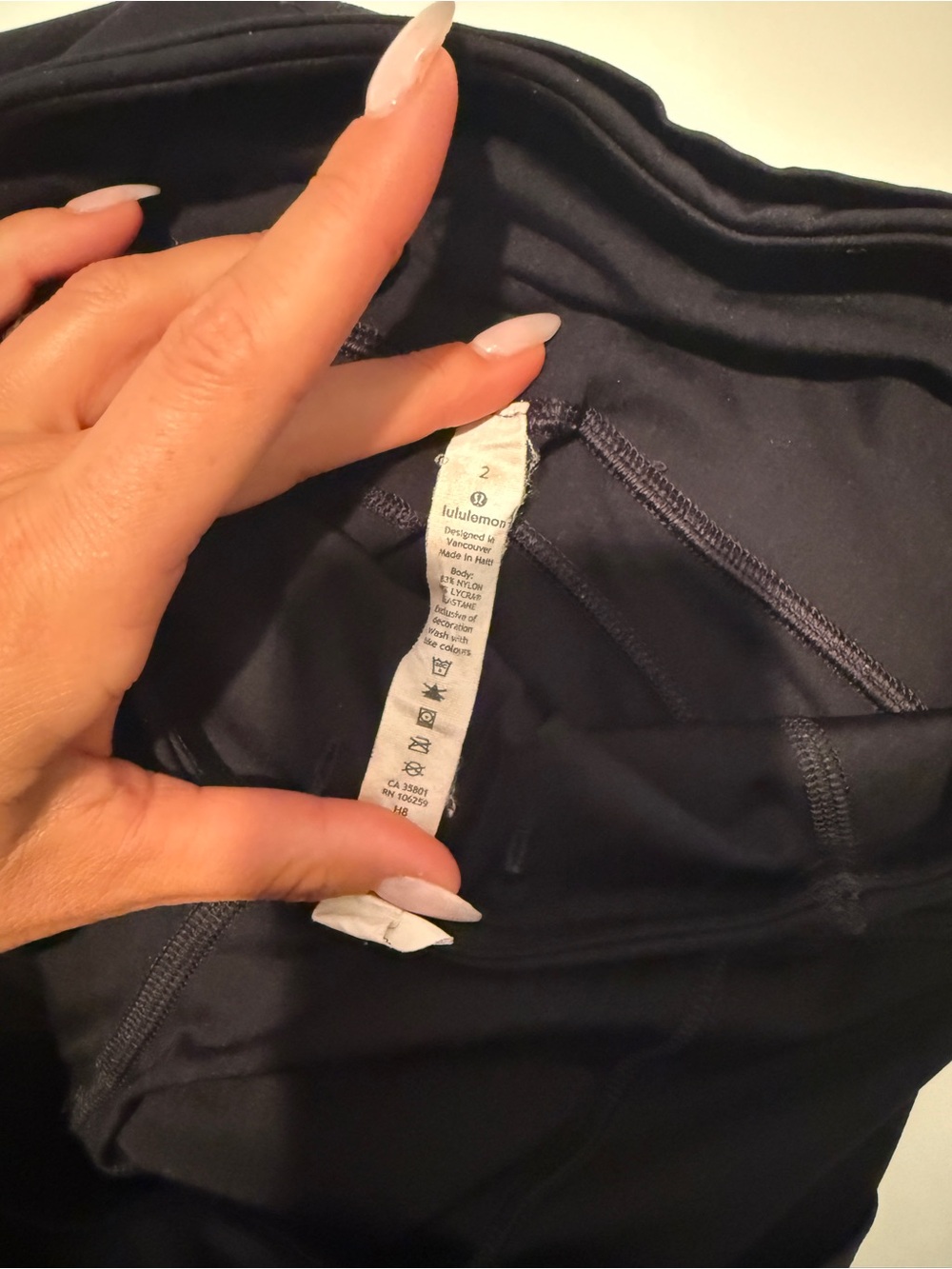 lululemon athletica Black Performance yogas and joggers lot - Picture 10 of 11